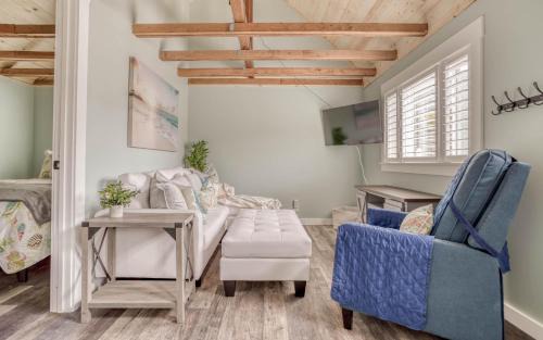 Rockaway Beach House | Ocean Break - Meredith Lodging