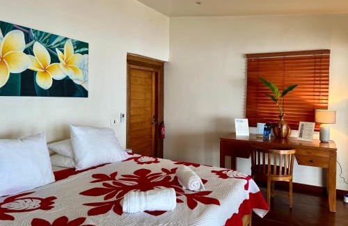 Teahupoo House | Ocean Breeze Bungalow
