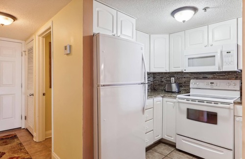 Ono Island Condo | Ocean Breeze East Beachfront - NO HASSLE CHECK OUT