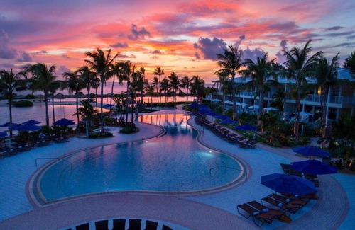 Marathon Apartment | Ocean Breeze| Paddleboarding. Four Bedroom Private Villa