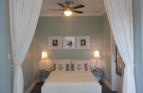 Mid Beach Apartment | Ocean Breeze