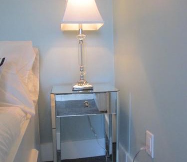 Mid Beach Apartment | Ocean Breeze