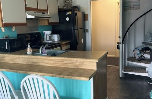 North Ocean City Condo | Ocean calling & country concert availability!