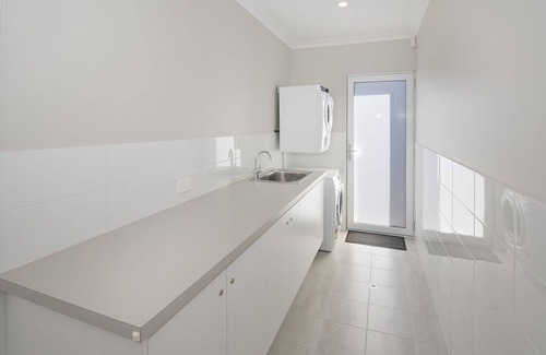 Geographe House | OCEAN CHARM - Family Holiday Perfection on the Bay