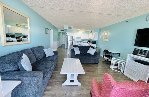 North Ocean City Condo | Ocean City 2BR Oceanfront Condo - Bay Views, Pools, Ice Rink & More!