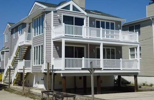 Gold Coast House | Ocean City Beach Block - 2nd floor