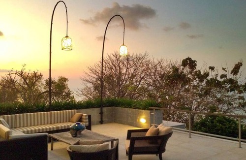 Uluwatu Villa | Ocean Cliff Edge 4 Bedroom Villa . The Luxe Bali Ultra Luxury Residence