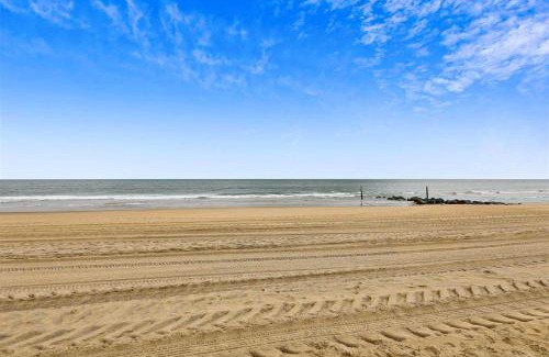 Midtown Ocean City House | Ocean Colony 19