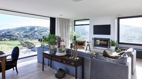 Okitu House | Ocean + Country - Wainui Beach