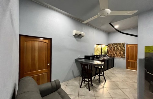 El Cerro Apartment | Ocean Breeze by Casa Pargo