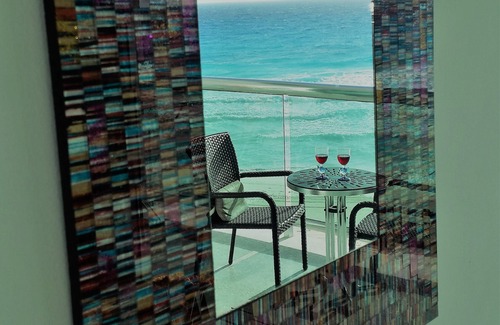 Punta Cancun Condo | Ocean Dream 1 Bedroom Condo