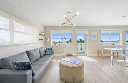 South Beach Apartment | Ocean Drive Apartments with Rooftop Pool, South Beach, Miami