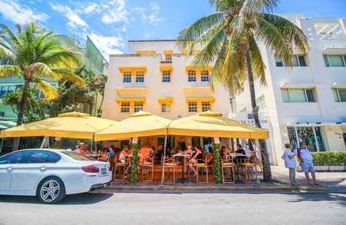 South Beach Apartment | Ocean Drive Studio Apt | Heart of Miami Beach