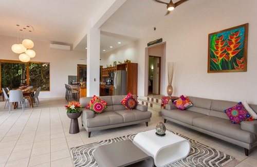 Manuel Antonio Villa | Ocean Estate with Beach access and incredible Ocean/Jungle views
