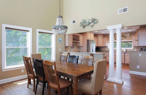 Point Pleasant Beach House | Ocean Front Beach House. Walking Distance to Jenkinsons.