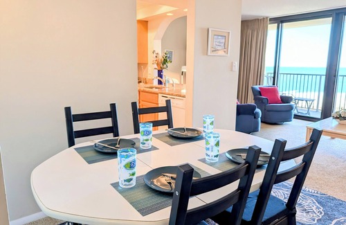 Bethany Beach Condo | Ocean Front 1BR Condo, Sea Colony:Pools & Tennis in Premier Bethany Beach Resort