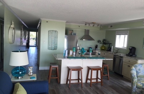 Ocean City Condo | Ocean Front 1st Floor walkout to 25'x50' deck on the Boardwalk/Beach at 4th St