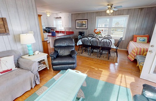 Folly Beach House | Ocean Front at the Washout~ Foose's Folly