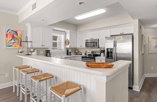 Isle of Palms House | Ocean Front - Balcony Over Looking Ocean - 1010 Ocean Blvd Suite 303