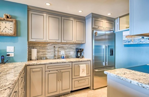 Honokowai Condo | Ocean Front Beachside Beauty. Two Free Rounds of Golf*