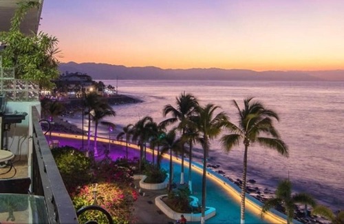 Downtown Puerto Vallarta Condo | Ocean Front Casa Luz - Incredible Views in the best location!