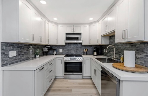 Dunedin House | Ocean front Charming 2-bedroom 2-bath townhome in fabulous Dunedin