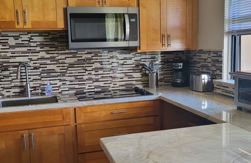 Kailua-Kona Condo | Ocean Front Complex, Watch dolphins, boats, from lanai