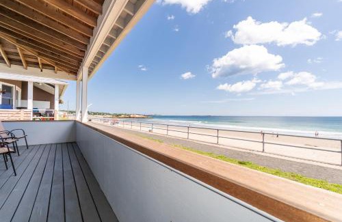 Rockport House | Ocean Front Cottage - Long Beach