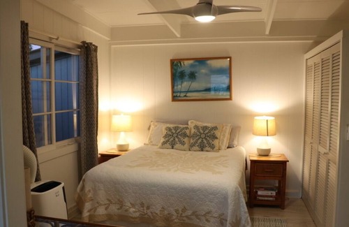 Kamuela House | Ocean front cottage with beach access from patio.