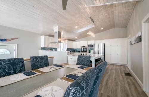 Eastward Look House | Ocean Front Home, Sleeps 13, Steps to the Ocean!