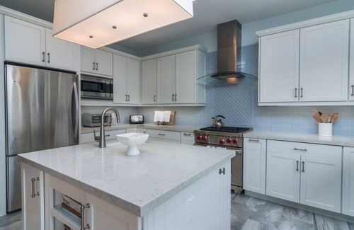West Mesa House | Ocean front home, next to beach access, heated pool and spa