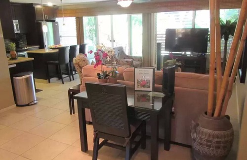 Honokowai Condo | OCEAN FRONT MAUI~Lush Gardens, Privacy and Convenience ~ Maui Sands 6B ~ 2BD/2BA