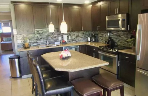 Honokowai Condo | OCEAN FRONT MAUI~Lush Gardens, Privacy and Convenience ~ Maui Sands 6B ~ 2BD/2BA