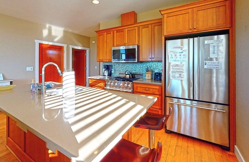 Gearhart House | OCEAN FRONT: MODERN MARVEL: Seaside Vacation Homes, Inc Managed Property