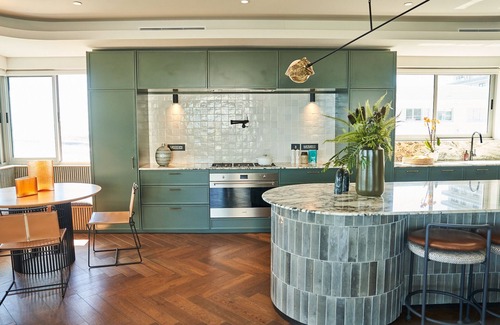Mouille Point Apartment | OCEAN FRONT PENTHOUSE