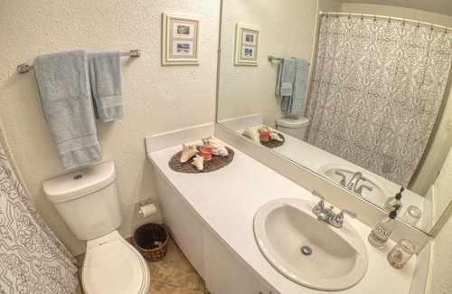 Bolongo Bay Condo | Ocean Front Picturesque St. Thomas 2Br/2Ba Condo at Bolongo Beach