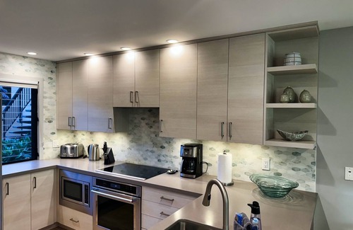 Wailea Condo | Ocean Front Property - Sandy Beach - Wailea - 2 Bed, 3 Bath - LAST MIN SPECIALS!