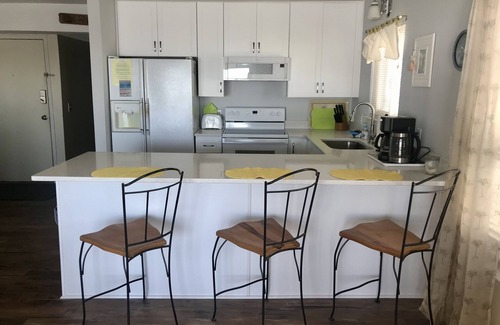 North Carolina Coast Condo | Ocean Front, Spacious, Dog Friendly End Unit, Best Views, Pools, near N End Pier