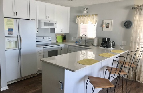 North Carolina Coast Condo | Ocean Front, Spacious, Dog Friendly End Unit, Best Views, Pools, near N End Pier