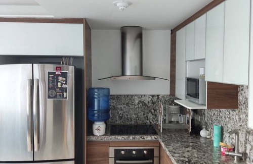 Manta Apartment | Ocean Front Suite Apartment in Manta Poseidon Building