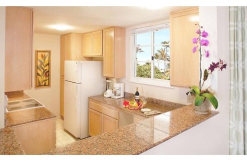 Poipu Apartment | Ocean Front The Point at Poipu Suite # 002.