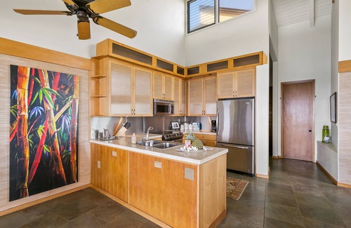 Poipu Condo | Ocean front with panoramic views of the Pacific Ocean