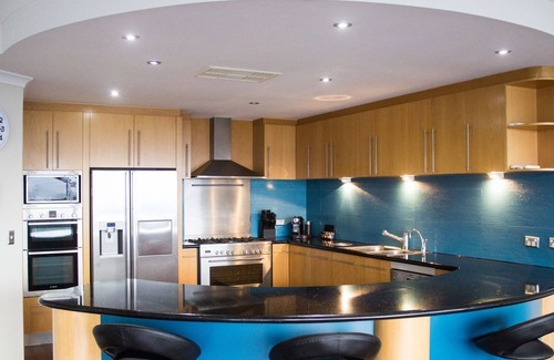 Watermans Bay House | Ocean Frontage - Enjoy the Views