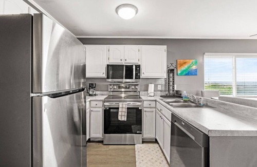 Crescent Beach Condo | Ocean Garden Villas A1 2 bedroom 2 bathroom condo with pool. Steps to sand!