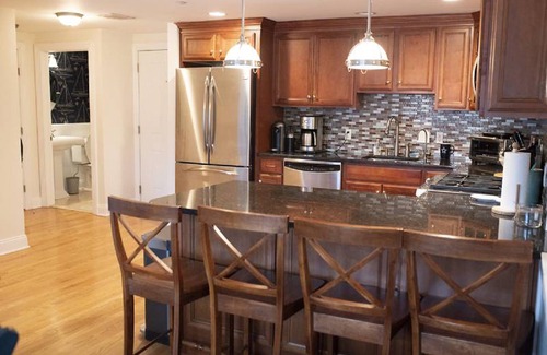 Asbury Park Condo | Ocean Grove 3BR Penthouse - One Block to Beach