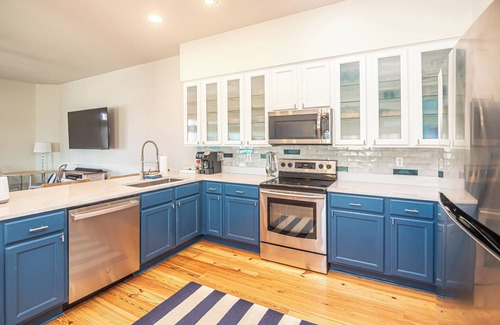 Fort Morgan House | Ocean Gulf front Luxury w/Community Pool - Relaxing Retreat, great family rental