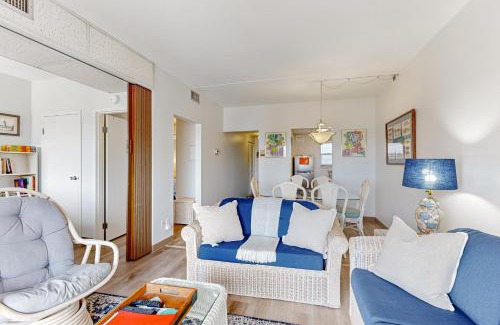 Lewes Apartment | Ocean House - 100 E Savannah Rd 5D