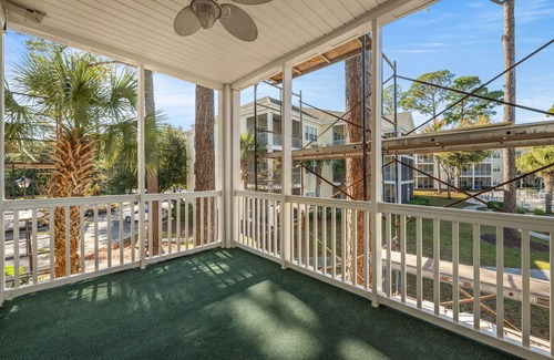 Ocean Drive Condo | Ocean Keyes 3622 - Bedroom Condo - Walk to Beach - Screened In Porch