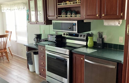 Myrtle Beach House | Ocean Lakes MH152 3 BR - 2 Bath Special off-season Rates