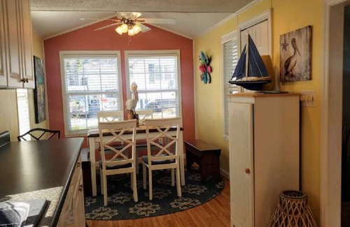 Surfside Beach House | Ocean Lakes Pelican Pointe, Beautiful Ocean & Lake Front cozy cottage.
